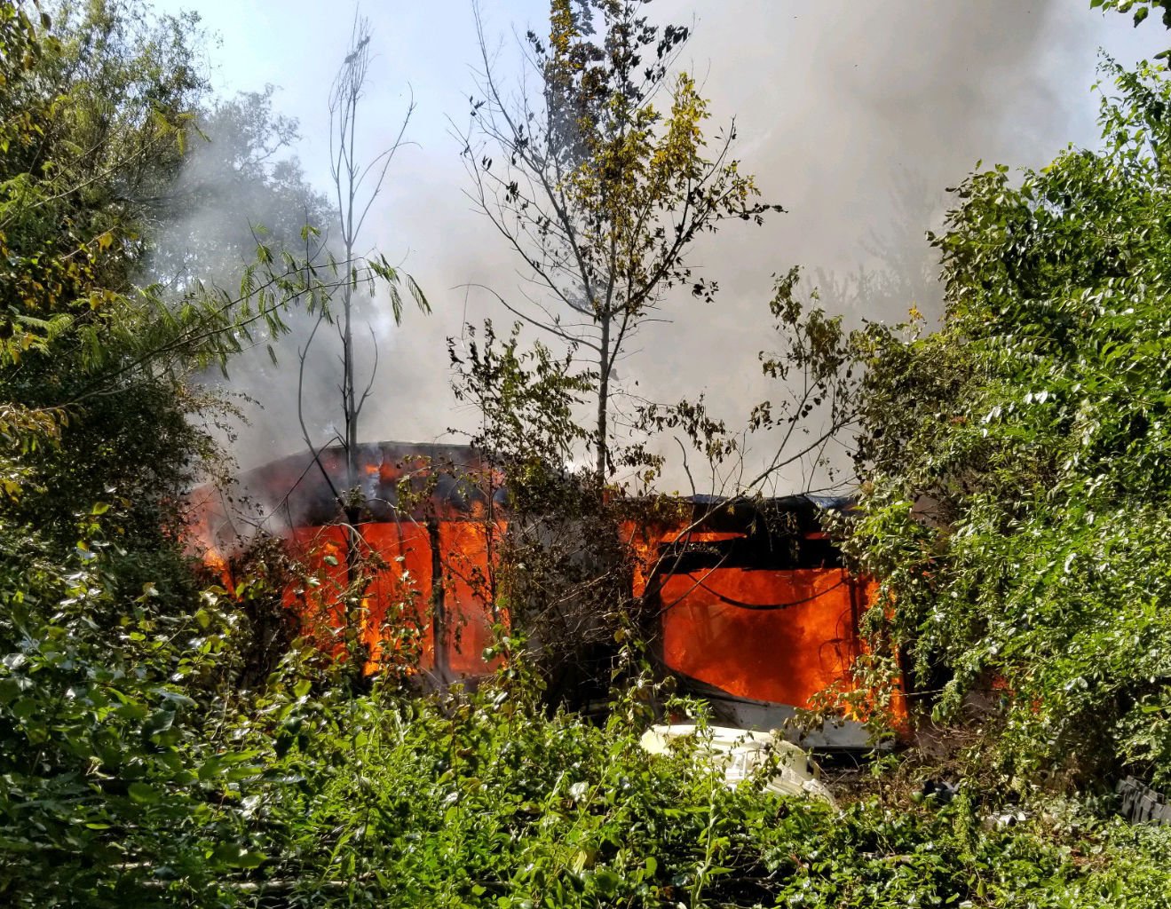 Structure fire in Etowah